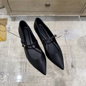 Nordstrom Rack Women's Mary Jane Pointed Toe Flat Shoe Size 8.5 (M)